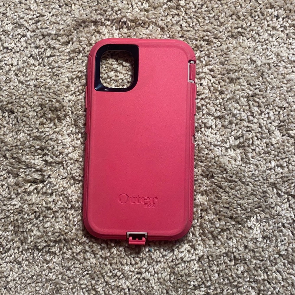iPhone 11 otterbox case